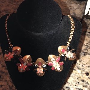 J Crew Stunning Necklace